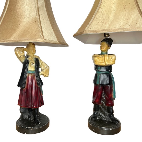 *RARE* Vintage Chalkware European Couple Lamps *RARE* - Picture 2 of 9